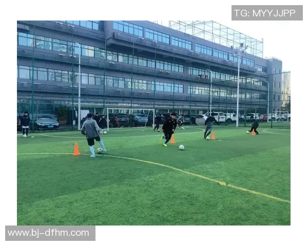 深圳足球队心理素质排名第四揭示球队潜力与发展方向 深圳足球队心理素质排名第四揭示球队潜力与发展方向